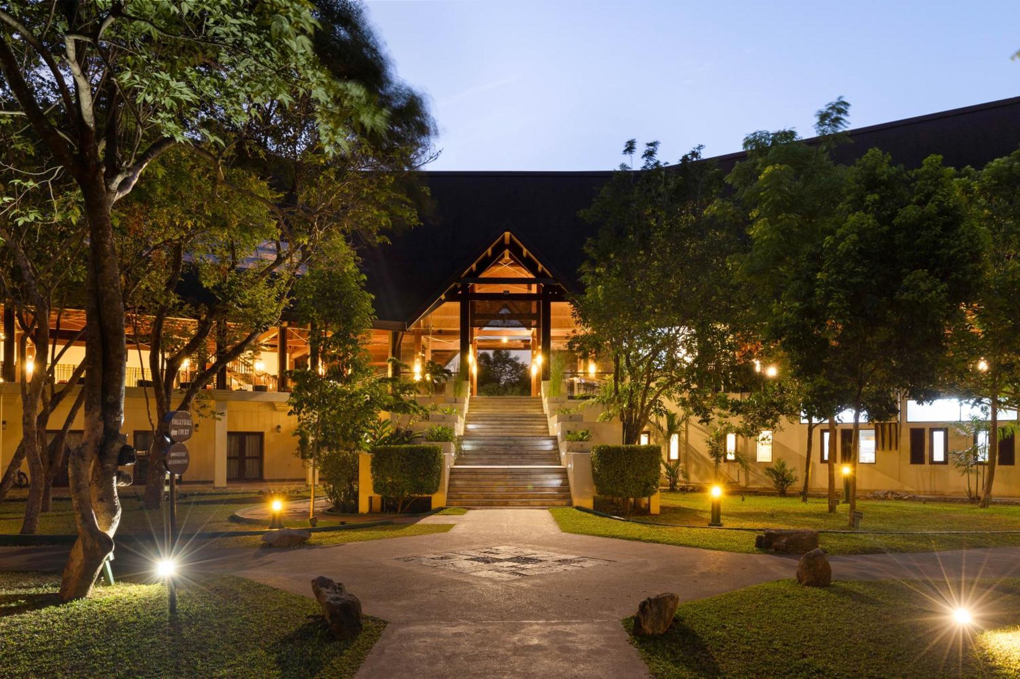 Occidental Paradise Dambulla Сигирия Экстерьер фото
